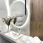 Apartament Charlotte Staroszkolna -Parking Free
